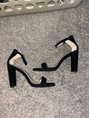 Pelle moda black heels